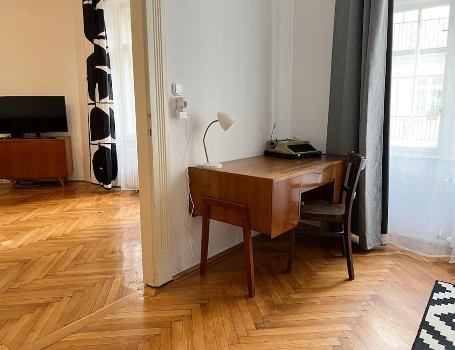 Authentic Buda Apartment