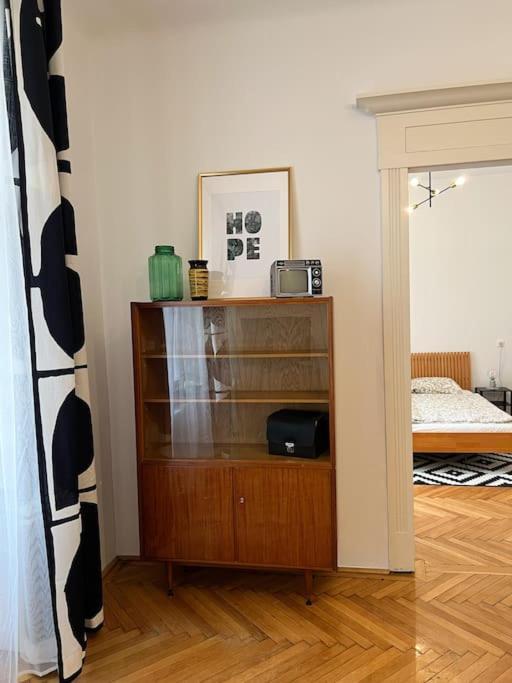 Authentic Buda Apartment